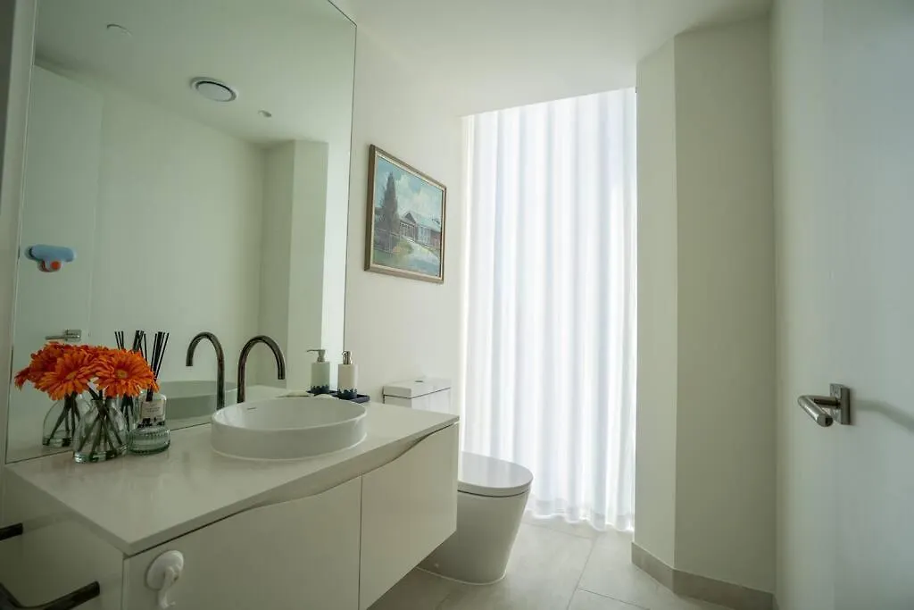 Serene Paradise Palms Luxury 3 Bed @Mermaid Water Gold Coast Daire