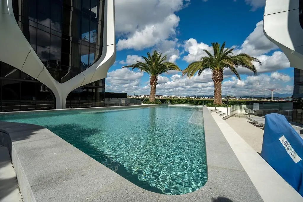 Serene Paradise Palms Luxury 3 Bed @Mermaid Water Gold Coast Daire