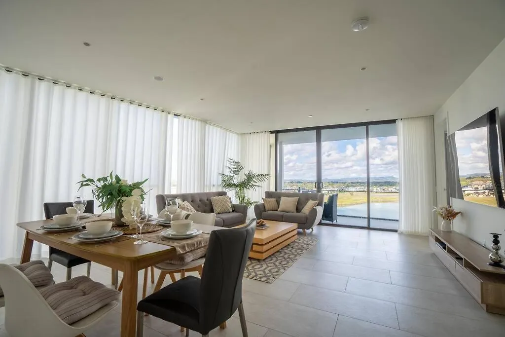 Serene Paradise Palms Luxury 3 Bed @Mermaid Water Gold Coast